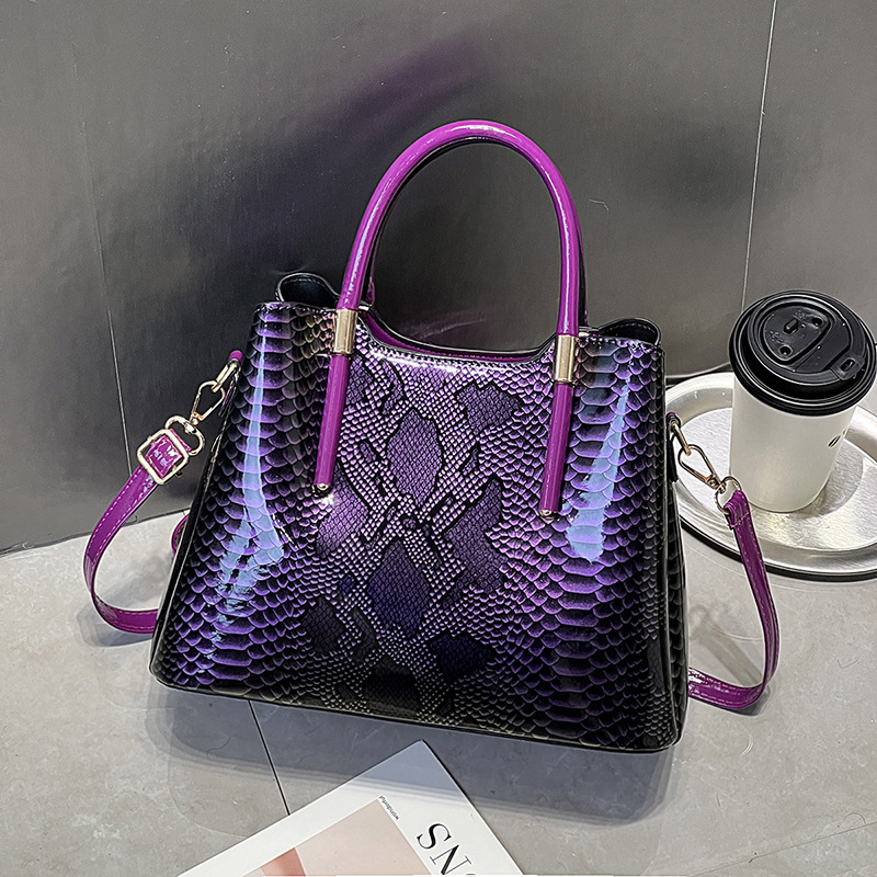 Interior Design High End - Tas Wanita Kulit Ular Desainer Baru