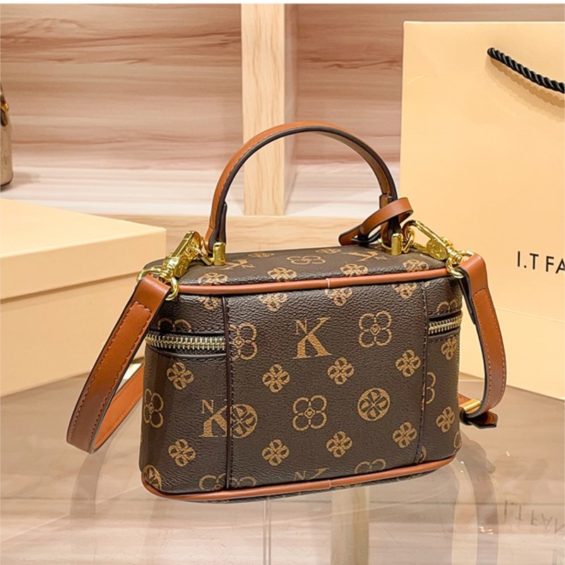 Tas selempang wanita merek ter - Interior Design High End ulasan dan harga